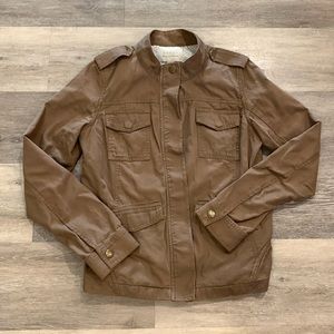 Hinge designed in Seattle utility jacket ladies small